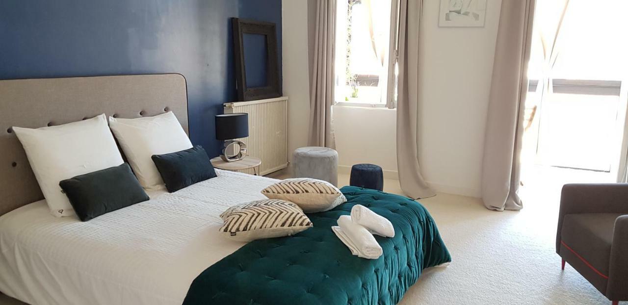 Le Particulier - Appart Hotel Ла-Реоль Экстерьер фото